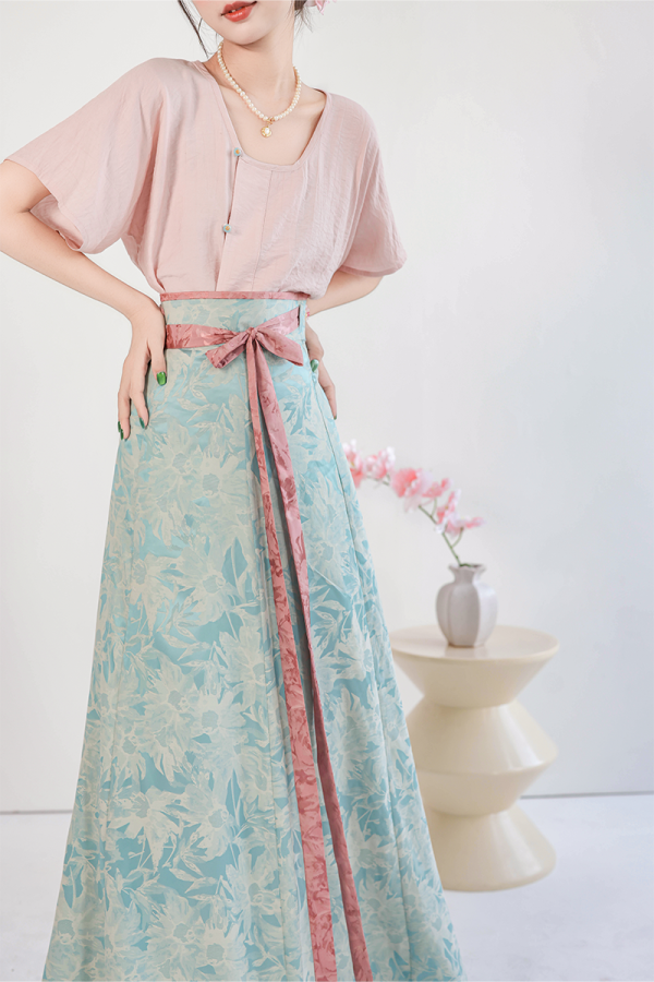 [Seventy-two soot] Green glaze dyed short-sleeved version, Tang Beizi Hanfu broken skirt, spring and summer women's daily commute - Image 10